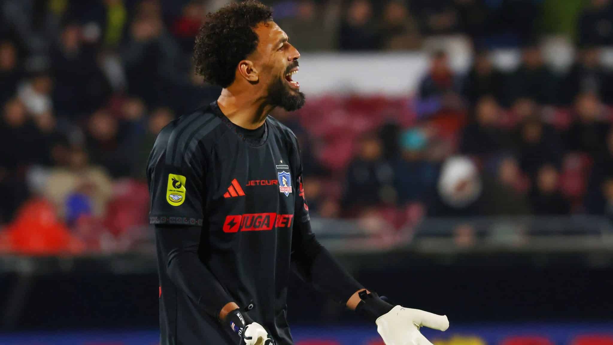 Vozinha em ação pelo Colo-Colo