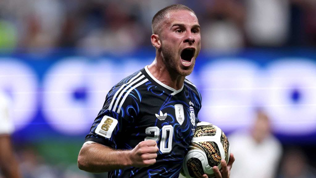 Alexis Mac Allister em ação pela Argentina