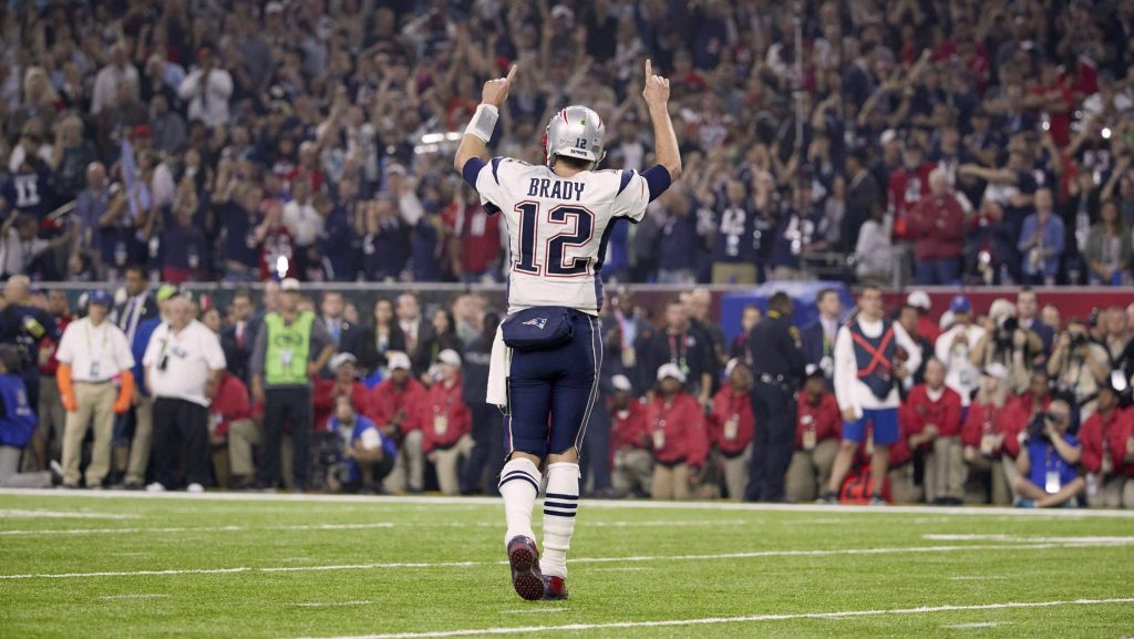 Tom Brady em ação pelo New England Patriots no Super Bowl LI, no NRG Stadium